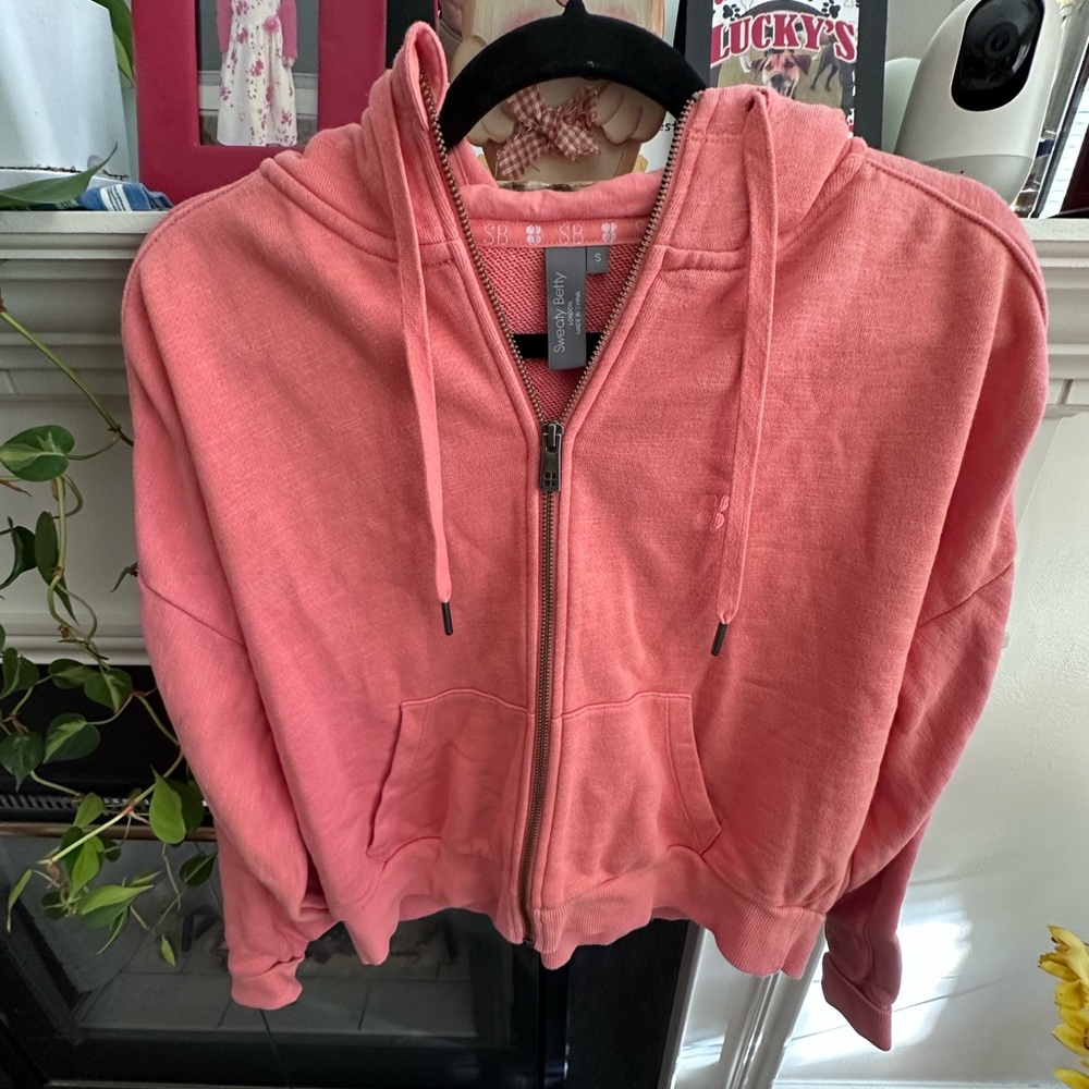 Sweaty Betty Essenrials zip through  Coral Hoodie - Picture 7 of 7